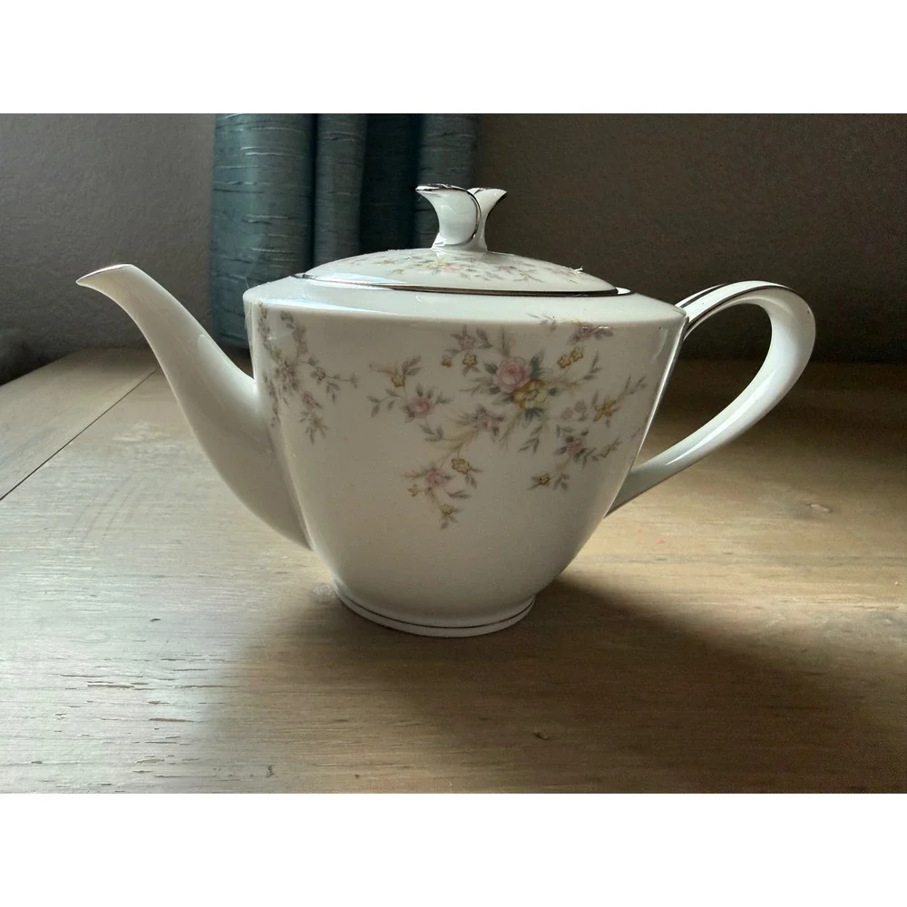 Noritake Arlene 5802 Teapot Vintage Fine China Floral Platinum Trim Japan